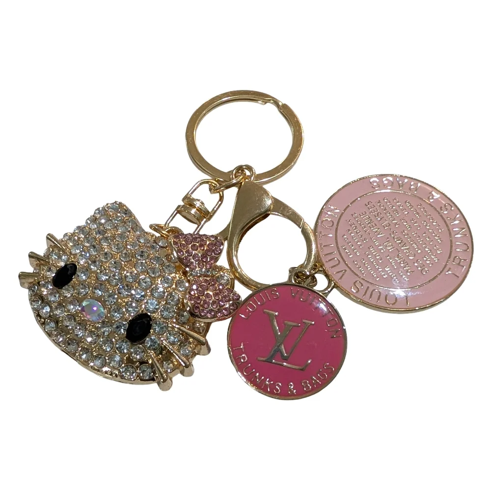 Louis Vuitton Trunks & Bags Charms (2) - Picture 8 of 8